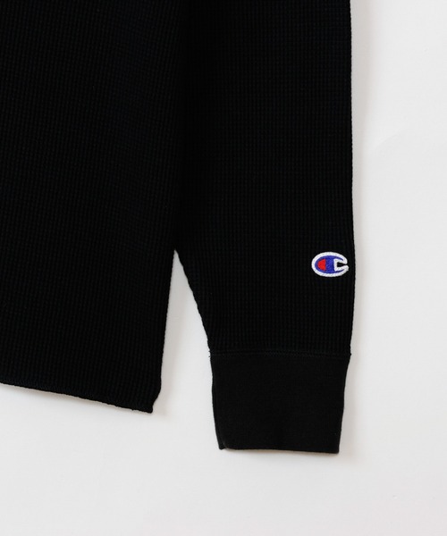 Champion(チャンピオン)の「Champion Sleeve T-Shirt(Tシャツ/カットソー・メンズ・オリーブ/ホワイト×ブルー/ブラック×ホワイト/ネイビー/ブラック×グレー・XL/L/M)」の13枚目の写真