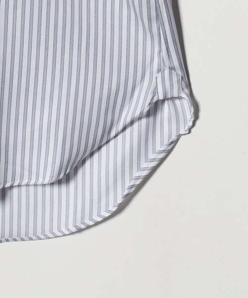 UNITED ARROWS(ユナイテッドアローズ)の「イージーケア AG キャンディーストライプ セミワイドカラー クレリックシャツ 抗菌防臭(ビジネスシャツ・メンズ・グレー系・41cm/38cm/40cm/39cm)」の6枚目の写真