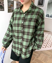 チェックシャツ
