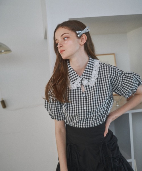 涙あきなで肩ブラウス