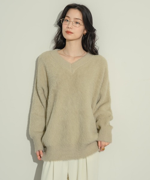 NEUNA(ヌナ)の「オーバーサイズシャギーニット(ニット/セーター・レディース・ピンク/オフホワイト/チャコールグレー/ベージュ/ブラウン・FREE)」の6枚目の写真