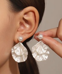 YU-KA:シェルデザインピアス shell design pierce