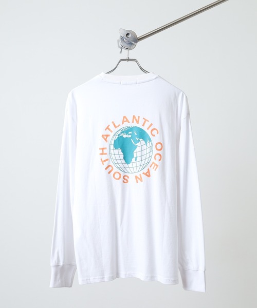 FUNALIVE(ファンアライブ)の「オーバーサイズ プリント ロングTシャツ Oversized printed long sleeve T-shirt unisex(Tシャツ/カットソー・メンズ・ヘザーチャコール/オフホワイト/チャコールグレー/ネイビー/ブラック/杢グレー/ホワイト系3/ホワイト系2/ヘザーグレー/ホワイト系1/ブラック系2/オートミール/ブラック系4/チャコール/サックスブルー/ブラック系1/ネイビー系1/パープル・L/M/XL)」の4枚目の写真