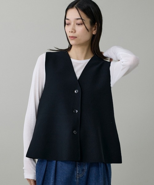 INED（イネド）の「ミラノリブニットジレ（ニット/セーター・レディース・グレー/ブラック・9号）」の10枚目の写真