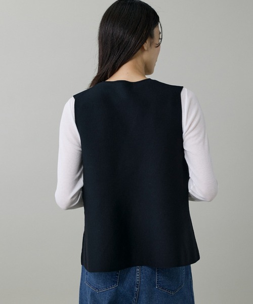 INED（イネド）の「ミラノリブニットジレ（ニット/セーター・レディース・グレー/ブラック・9号）」の12枚目の写真