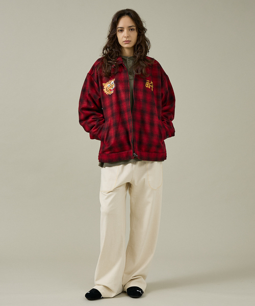 ABAHOUSE（アバハウス）の「【YOIDORE / ヨイドレ】Souvenir Wool Jacket / スーベニアウールジャケット/ベトジャン/バッファローチェック/ユニセックス（ブルゾン・メンズ・ブラック/レッド/ブルー・L/M）」の16枚目の写真