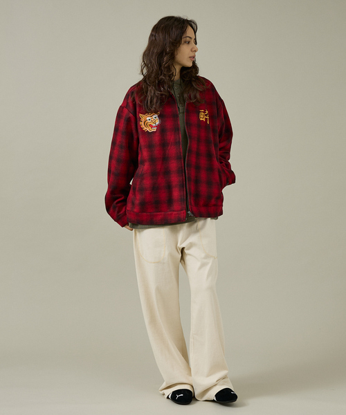 ABAHOUSE（アバハウス）の「【YOIDORE / ヨイドレ】Souvenir Wool Jacket / スーベニアウールジャケット/ベトジャン/バッファローチェック/ユニセックス（ブルゾン・メンズ・ブラック/レッド/ブルー・L/M）」の15枚目の写真