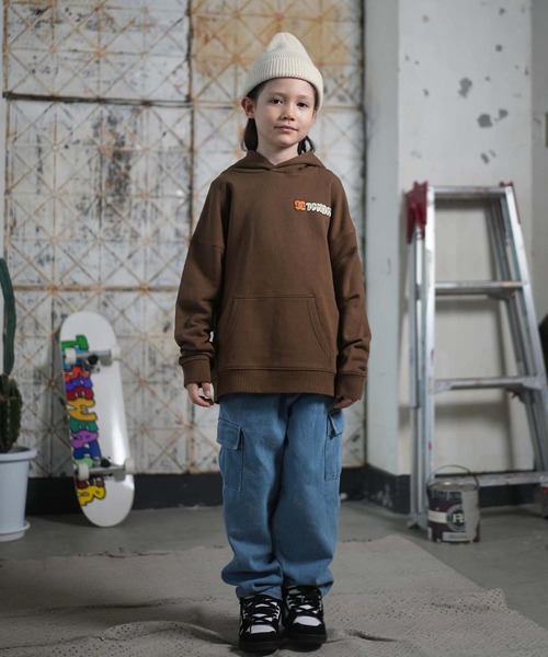 DC(ディーシー)の「DC/ディーシー 25 KD SK CREW PH キッズ プルオーバー パーカー YPO254513(パーカー・キッズ・ブラウン/ブラック・160cm/150cm/140cm/130cm/120cm)」の10枚目の写真
