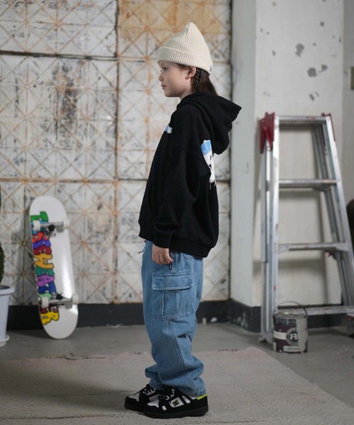 DC(ディーシー)の「DC/ディーシー 25 KD SK CREW PH キッズ プルオーバー パーカー YPO254513(パーカー・キッズ・ブラウン/ブラック・160cm/150cm/140cm/130cm/120cm)」の7枚目の写真