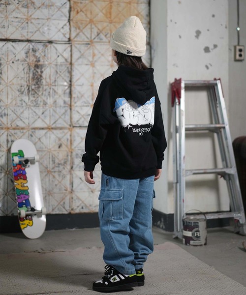 DC(ディーシー)の「DC/ディーシー 25 KD SK CREW PH キッズ プルオーバー パーカー YPO254513(パーカー・キッズ・ブラウン/ブラック・160cm/150cm/140cm/130cm/120cm)」の8枚目の写真