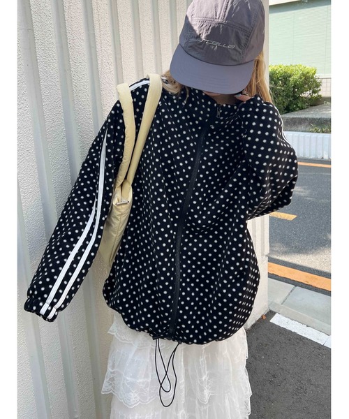 WC（ダブル シー）の「《セットアップ対応★》ドットフリースパーカー（パーカー・レディース・ホワイト/ブラック・FREE）」の2枚目の写真