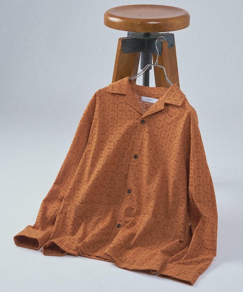 B.C STOCK(ベーセーストック)の「オーバーダイレース ロングスリーブシャツ(シャツ/ブラウス・メンズ・ブラック/ブラウン/キャメル・FREE)」の3枚目の写真