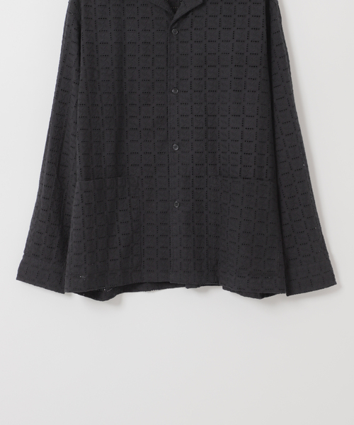 B.C STOCK(ベーセーストック)の「オーバーダイレース ロングスリーブシャツ(シャツ/ブラウス・メンズ・ブラック/ブラウン/キャメル・FREE)」の11枚目の写真