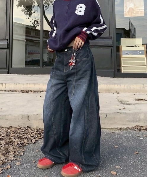 almo（アルモ）の「【LAMPOON】ヒップ刺繍バギーデニムパンツ（デニムパンツ・レディース・ブルー・SMALL/MEDIUM/LARGE）」の5枚目の写真