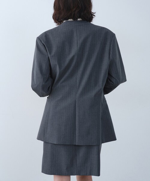 CODE A(コードエー)の「tailored mood over jacket(ノーカラージャケット・レディース・ネイビー系2/グレー系2・00)」の4枚目の写真