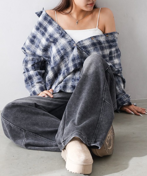 SpRay（スプレイ）の「スタッズ付きオンブレチェックシャツ（シャツ/ブラウス・レディース・ブラック/ネイビー・FREE）」の10枚目の写真