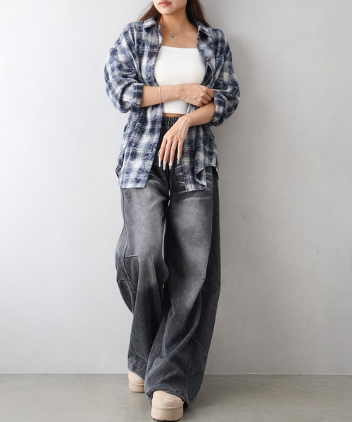 SpRay（スプレイ）の「スタッズ付きオンブレチェックシャツ（シャツ/ブラウス・レディース・ブラック/ネイビー・FREE）」の14枚目の写真