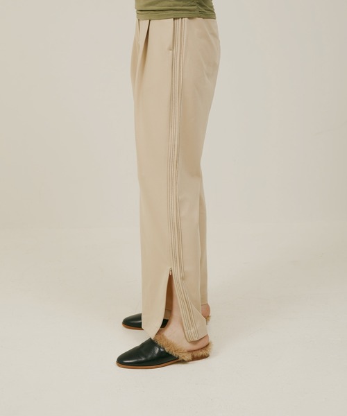 パンツ Alia line tuck tracksuit line tuck tracksuit（スラックス）｜Alia（アリア）のファッション