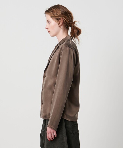 ASTRAET（アストラット）の「＜ASTRAET＞テーラード シャツ（シャツ/ブラウス・レディース・ブラック/ダークブラウン・FREE）」の4枚目の写真