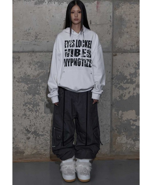 FANCY CLUB(ファンシークラブ)の「A'GEM/9 × .kom 『FANCY CLUB/ファンシークラブ』 HYPNOTIZE EYELET HOODIE/アイレット プルオーバーパーカー(パーカー・レディース・ホワイト・FREE)」の6枚目の写真