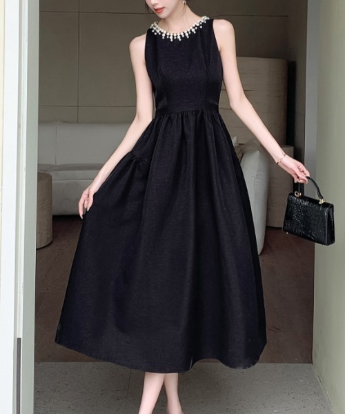 a lot of love（ア ロット オブ ラブ）の「ビジューアクセント ノースリーブパーティドレス（ドレス・レディース・ブラック・M/L）」の3枚目の写真