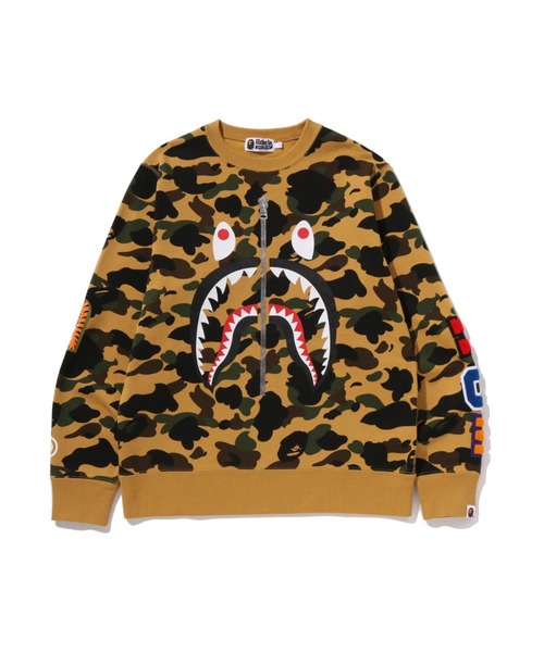 A BATHING APE（アベイシングエイプ）の「1ST CAMO SHARK CREWNECK SWEATSHIRT（スウェット・メンズ・グリーン/オレンジ/イエロー・LARGE/X-LARGE/MEDIUM/SMALL/XX-LARGE）」の2枚目の写真