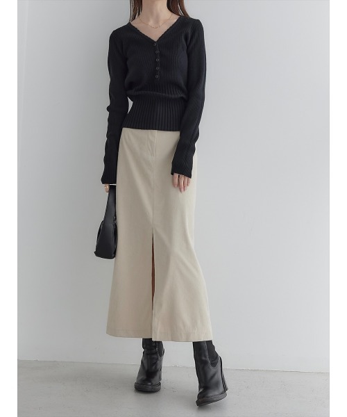 amel（エイメル）の「【RE ARRIVAL】スカラップVネックデザインニット/ブラック（ニット/セーター・レディース・ブラック・FREE）」の7枚目の写真