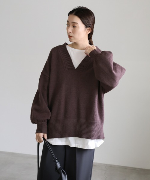 select MOCA(セレクトモカ)の「Vネックボリュームスリーブオーバーニット(ニット/セーター・レディース・チャコールグレー/アイボリー/ブラウン・FREE)」の16枚目の写真