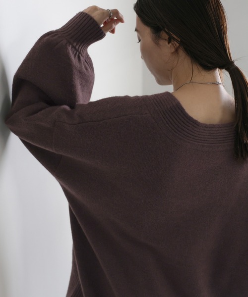 select MOCA（セレクトモカ）の「Vネックボリュームスリーブオーバー