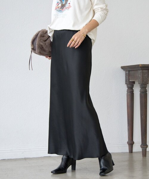 RIVE DROITE（リヴドロワ）の「【リラクシーな履き心地】ヴィンテージサテンバイアススカート（スカート・レディース・ブラック/ブラウン・36/38）」の2枚目の写真