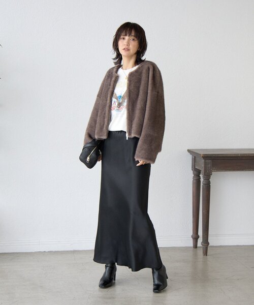 RIVE DROITE（リヴドロワ）の「【リラクシーな履き心地】ヴィンテージサテンバイアススカート（スカート・レディース・ブラック/ブラウン・36/38）」の18枚目の写真