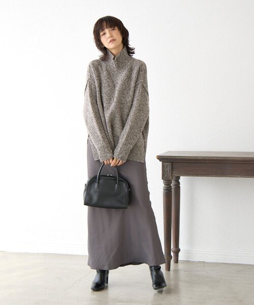 RIVE DROITE（リヴドロワ）の「【リラクシーな履き心地】ヴィンテージサテンバイアススカート（スカート・レディース・ブラック/ブラウン・36/38）」の4枚目の写真