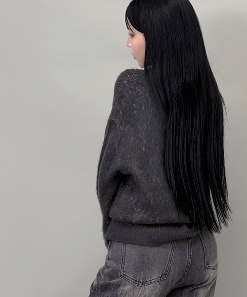 FOLLOWIN(フォロウィン)の「モヘアライクロゴシャギーニット(ニット/セーター・レディース・チャコールグレー/グリーン/ネイビー・FREE)」の9枚目の写真