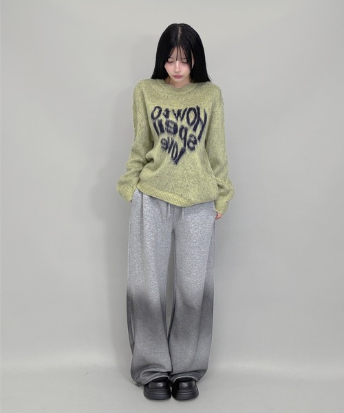 FOLLOWIN(フォロウィン)の「モヘアライクロゴシャギーニット(ニット/セーター・レディース・チャコールグレー/グリーン/ネイビー・FREE)」の18枚目の写真