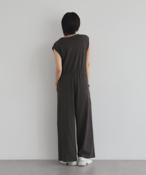 GARAGE OF GOOD CLOTHING（ガレージオブグッドクロージング）の「【日本製】Uネックオールインワン（サロペット/オーバーオール・レディース・ブラウン/チャコールグレー・FREE）」の13枚目の写真