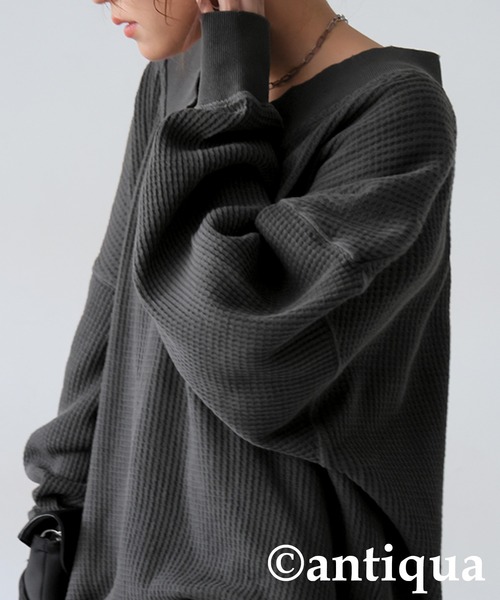 antiqua（アンティカ）の「ピグメント加工 鬼ワッフル Vネックプルオーバー（Tシャツ/カットソー・レディース・ブラック/パープル/スミクロ/グレイッシュベージュ・ONESIZE）」の13枚目の写真