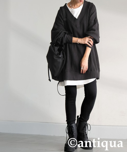 antiqua（アンティカ）の「ピグメント加工 鬼ワッフル Vネックプルオーバー（Tシャツ/カットソー・レディース・ブラック/パープル/スミクロ/グレイッシュベージュ・ONESIZE）」の8枚目の写真