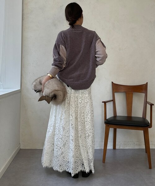 DouDou(ドゥドゥ)の「【WEB限定】モール配色ハイネックプルオーバー(ニット/セーター・レディース・ベージュ/ブラック/アイボリー・FREE)」の5枚目の写真