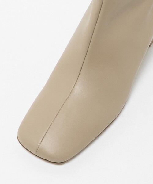 ODETTE E ODILE（オデットエオディール）の「スクエアセンターシーム ショートブーツ55↑（ブーツ・レディース・ブラック/ダークブラウン/ベージュ・24.5cm/23cm/22cm/22.5cm/25cm/23.5cm/24cm）」の13枚目の写真