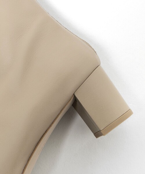 ODETTE E ODILE（オデットエオディール）の「スクエアセンターシーム ショートブーツ55↑（ブーツ・レディース・ブラック/ダークブラウン/ベージュ・24.5cm/23cm/22cm/22.5cm/25cm/23.5cm/24cm）」の14枚目の写真