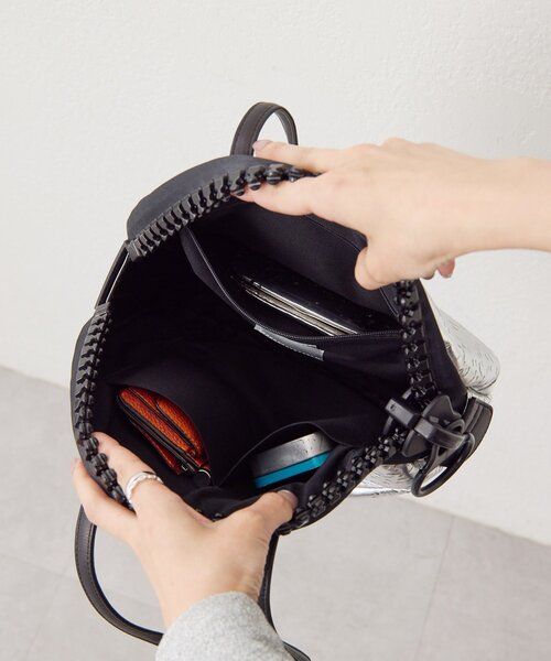 kawa-kawaカワカワ シルバーリュック パル イアパヒヨネ 数量限定