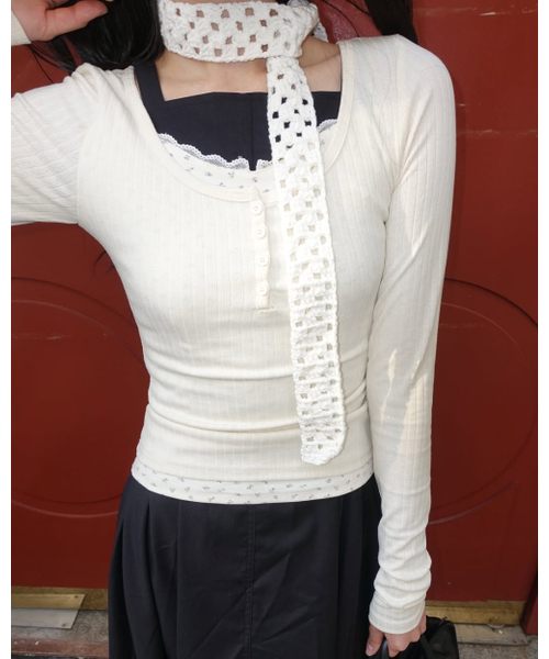 MOAA（モア）の「フローラルレイヤードスリーブ (ホワイト)（Tシャツ/カットソー・レディース・その他・SMALL/MEDIUM）」の3枚目の写真
