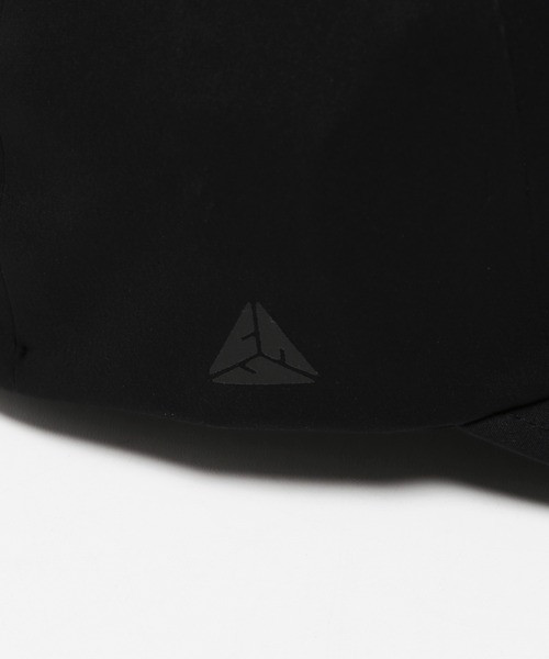 VANQUISH（ヴァンキッシュ）の「VANQUISH / ヴァンキッシュ モノグラム VA ロゴキャップ [VYA001]（キャップ・メンズ・ブラック×ゴールド・M/L）」の20枚目の写真