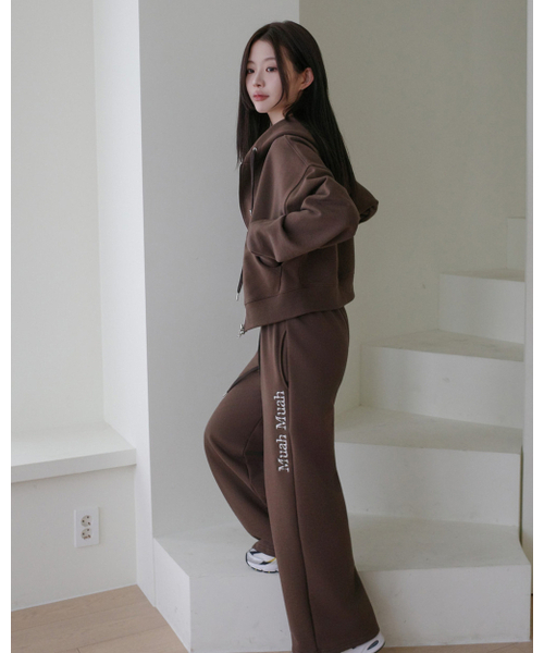 muahmuah（ムーアムーア）の「[SET] レギュラーフィットフードジップアップパンツセットアップ [9色]（パーカー・レディース・ライトグレー/ブラック/ネイビー/グレー/ピンク/クリーム/ブラック系その他/グレー系その他/チャコール/ネイビー系/オートミール/ホワイト・FREE）」の14枚目の写真
