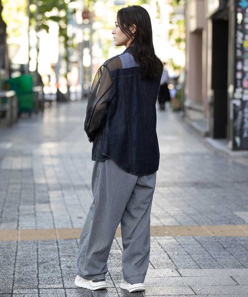 Munich（ミューニック）の「デニム×シアーデニムドッキングシャツ（シャツ/ブラウス・レディース・ブラック/ネイビー・FREE）」の9枚目の写真