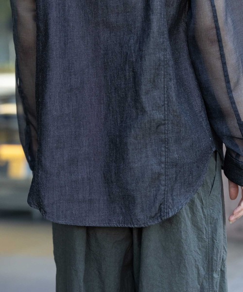 Munich（ミューニック）の「デニム×シアーデニムドッキングシャツ（シャツ/ブラウス・レディース・ブラック/ネイビー・FREE）」の3枚目の写真