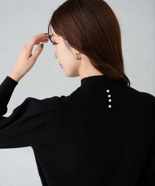 プチハイネックショルダータックニット（ニット/セーター）｜a.v.v