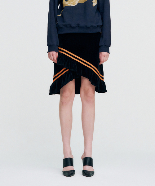 Color Strap Velour Frill Skirt _ BLACK