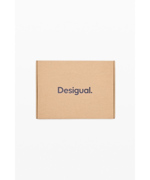 Desigual(デシグアル)の「ふわふわニット クロップ セーター&ビーニー セット(ニット/セーター・レディース・ブルー・FREE)」の6枚目の写真