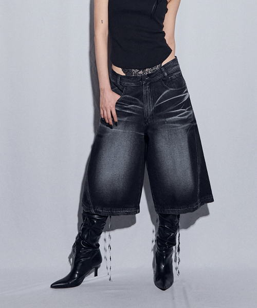 Embossed Wave Washing Bermuda Denim Pants